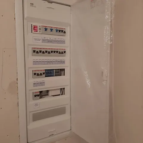 Электрик в Ганино, Пушное, Цвелодубово и Овсяное в Ленинградской области